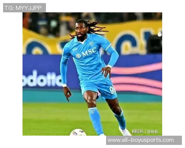 曼联官网报道姆伯莫本赛季英超无球前插跑动和预期助攻均居首位