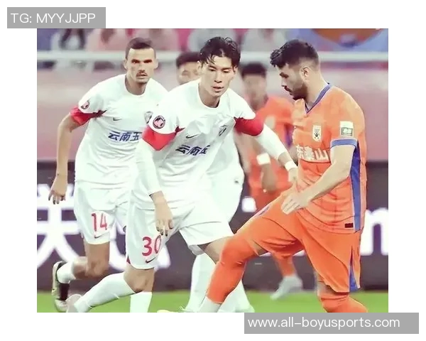 武汉三镇只需一胜即可确保保级优势领先降级区7分剩余三轮赛程紧迫