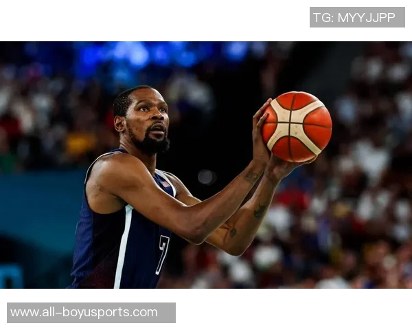 杜兰特第四节表现低迷未能得分球队遭遇失利令人失望 杜兰特第四节表现低迷未能得分球队遭遇失利令人失望