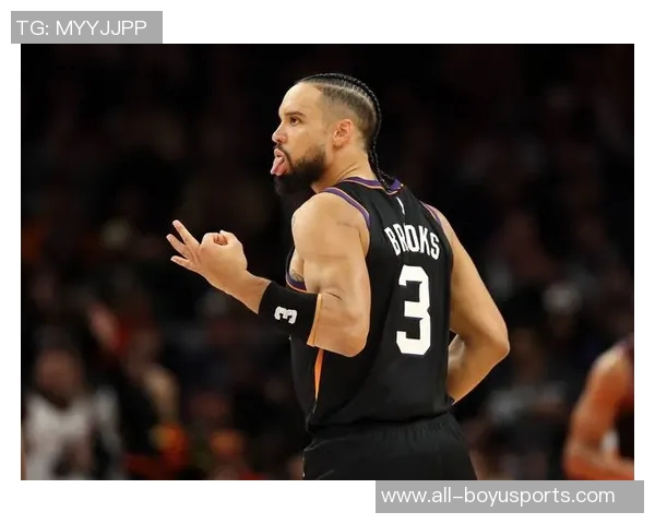 狄龙模仿狗叫逗乐布克伊森妈妈无奈表示真不想看到这种场面 狄龙模仿狗叫逗乐布克伊森妈妈无奈表示真不想看到这种场面