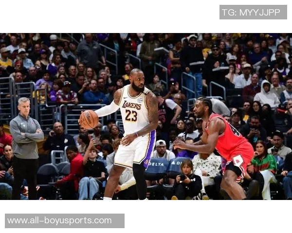 詹姆斯全能表现难挽球队颓势19投10中独砍29分却无力回天 詹姆斯全能表现难挽球队颓势19投10中独砍29分却无力回天