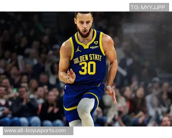 三球黄蜂三分命中数超越罗齐尔跃升队史第三仅次于肯巴与老库里