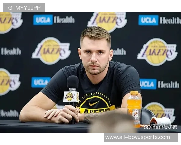 雷迪克谈东契奇角色定位强调得分与组织并重助力球队胜利